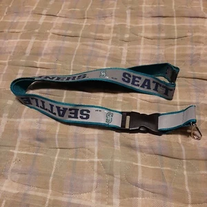 SEATTLE MARINERS REFLECTIVE TEAM COLOR 24"x 1" Lanyard w/Detachable Buckle - Picture 1 of 3