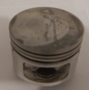 Yamaha Piston 73-74TX750/A STD. OEM 341-11631-22-96 New - Picture 1 of 1