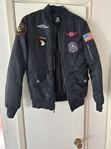 Xray Jeans Herren kleine schwarze Bomber Fliegerjacke mit Patches - Bild 1 von 8