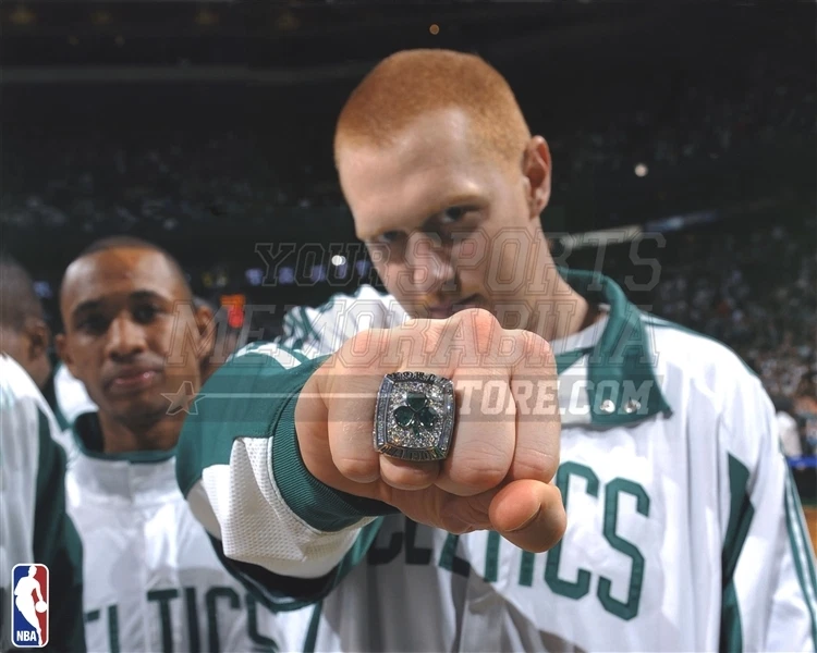 Brian Scalabrine Boston Celtics with ring 8x10 11x14 16x20 photo 848 - Image 1 of 1