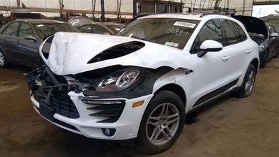 Passenger Side View Mirror With Surround View Fits 17-19 PORSCHE MACAN 6192196 - Изображение 1 из 4