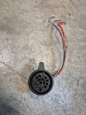 AUDI A3 S3 8P 2005-12 2.0 TFSi 3.2 DSG DQ250 AUTOMATIC MECHATRONIC WIRING PLUG - Image 1 of 3