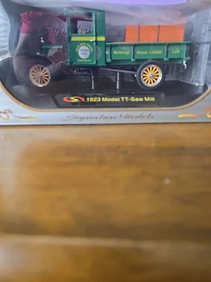 1923 Ford Model TT Truck Saw Mill River 1:32 Diecast Signature Models 32385 - Image 1 of 3