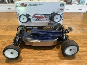 Associated RC10 B6.4 Assembled - Picture 1 of 23