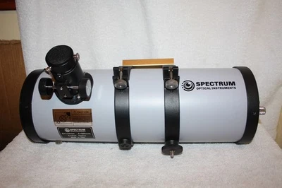 Telescopio reflectante de tubo corto Spectrum 114 mm f/4,4 con anillos y oculares ¡NUEVO! Foto 1 de 4