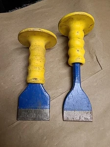 Lot Of 2 Dasco Brick Chisels, 10" x 2-1/2", 8" x 2-3/4" blades made in USA - Picture 1 of 11