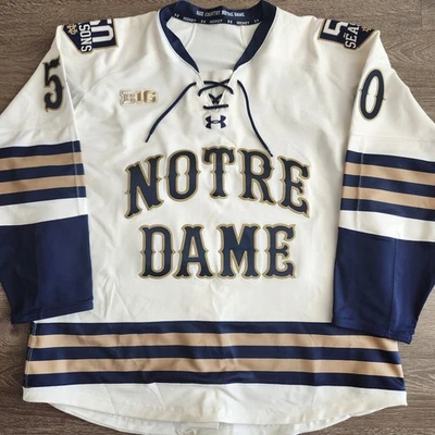 Camiseta de hóquei autêntica Notre Dame 50º aniversário equipe estoque 2018 Under Armour - Imagem 1 de 4