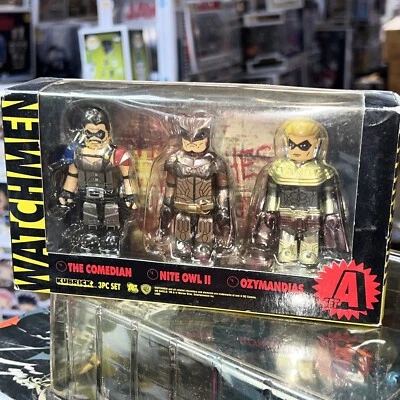 Juego de 3 figuras Kubrick Toys The Watchmen A = Comediante Nite Owl II Ozymandias Foto 1 de 4