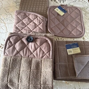 7 Piece Towel Set 2 Pot /2 Dish/1 Mitt/1 Drying Mat/ 1 Stove Hanging Towel - Picture 1 of 3