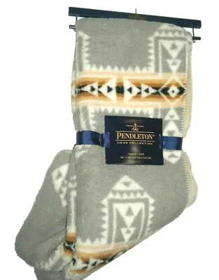 Pendleton Home Sherpa to Fleece reversible Crossroads Blanket throw - Grey print - Image 1 of 4