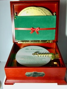 Vintage 2000 Mr Christmas Lovely HOLIDAY SYMPHONIUM Spieluhr mit 16 Scheiben - Bild 1 von 10