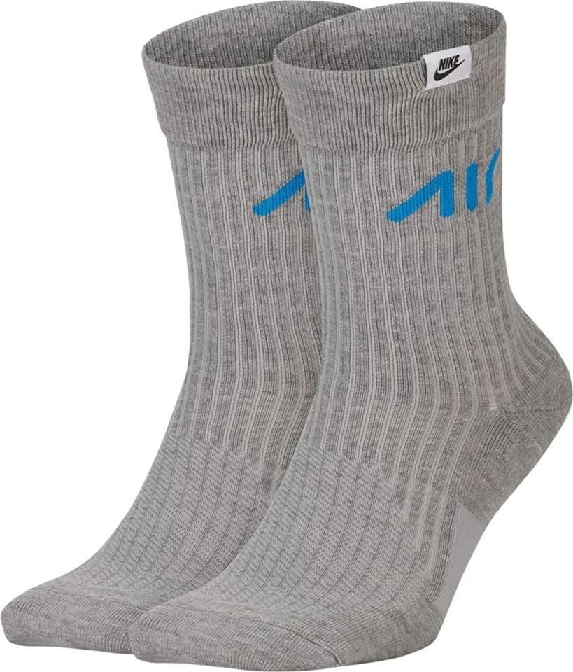 NIKE Sneaker Sox Essentials 2-Pack Crew Socks sz Medium (6-8) Gray Air Max SNKR - Image 1 of 1