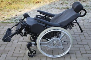 Invacare Azalea Pflegerollstuhl Multifunktionsrollstuhl SB:39cm - Bild 1 von 10