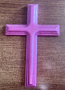 Wooden Cross Wall Decor Painted Pink   7 3/4 x 51/4 - Picture 1 of 2