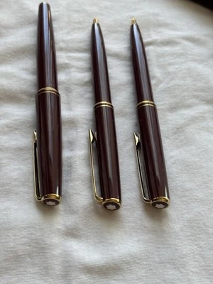 MONTBLANC Juego de bolígrafos vintage de 3 piezas con estuche de cuero - burdeos con adornos dorados Foto 1 de 4