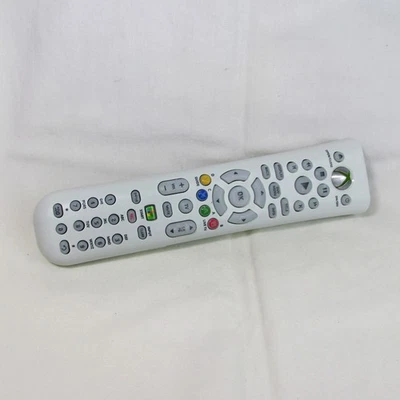 Xbox 360 Live Universal Media Remote Control New No Box White No Batteries Works - Image 1 of 4