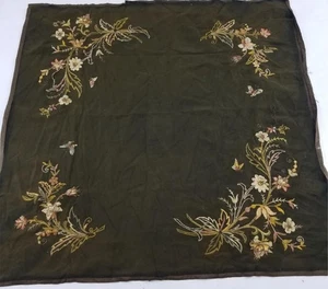 Antique Traditional Applique Hand Embroidered Floral & Butterfly Textile 130x126 - Picture 1 of 12