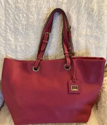 Bolso Shopper Dooney & Bourke Florentino Cuero Guijarro GERANIO ROJO ROSA NUEVO SIN ETIQUETAS Foto 1 de 4