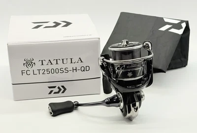 Excelente+++ Carrete giratorio Daiwa 23 Tatula FC LT 2500SS-H-QD 5,8:1 JDM #360 Foto 1 de 4