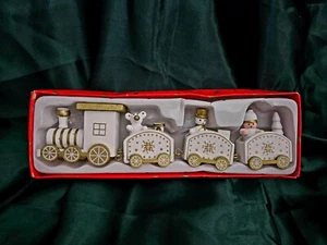 Entzückender Weihnachtszug Gold & Weiß für Deko oder Puppenhaus - Bild 1 von 3