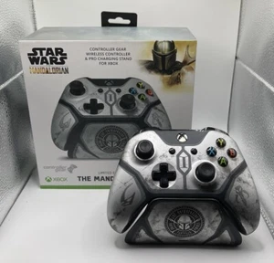 Mandalorianischer Xbox Controller mit Pro Ladestation Microsoft Star Wars Grogu - Bild 1 von 2