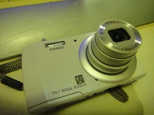 Casio QV-R200 14,1mp Cámera Digital probada ok España - Foto 1 di 22
