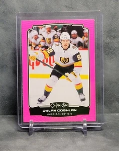 Dylan Coghlan 2022-23 O-Pee-Chee rosa neón /75 #457 Carolina Hurricanes - Imagen 1 de 2