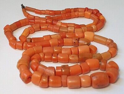 A LARGE STRAND OF ANTIQUE INDO-TIBETAN NATURAL CORAL BEADS (47 Gram) • 469£