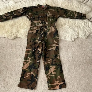 Vintage Winchester Overalls Mens Small Green Woodland Camo Hunting Size Med - Picture 1 of 8