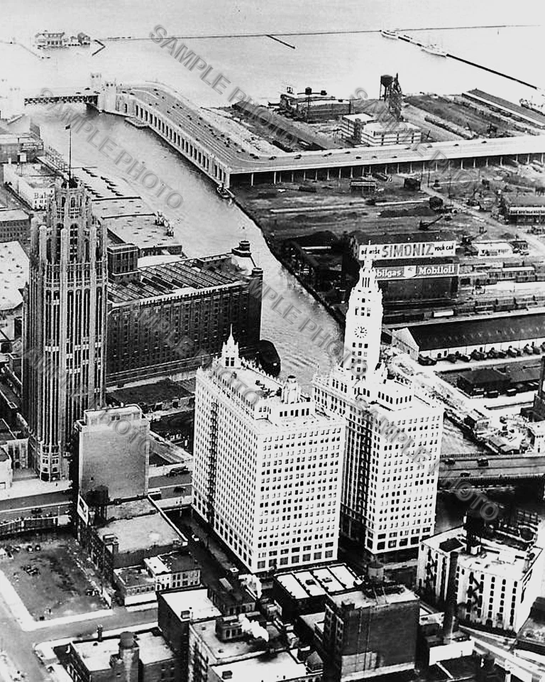 Chicago Wrigley Building Tribune Tower and Chicago River 8x10 Glossy Photo 1950s - Image 1 of 1