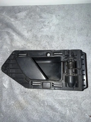 PEUGEOT PARTNER / 1999 / FRONT RIGHT INTERIOR HANDLE / 9621422877 - Imagem 1 de 4