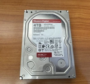 Western Digital WD Red Pro NAS HDD WD4003FFBX 4TB mit 256MB Cache 6Gb/s 7200rpm - Bild 1 von 2