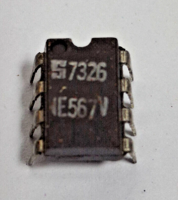 Signetics NE567V - TONE DECODER PHASE-LOCKED LOOP - CI - DIP-8  (1) - Image 1 of 2