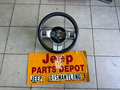 2014 - 2017 JEEP COMPASS STEERING WHEEL OEM LEATHER GOOD CONDITION 5XS251DKAA - Image 1 of 4