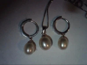 Freshwater Pearls On 925 Sterling Silver Set - Water Drop Earrings & Pearl Pend - Picture 1 of 12