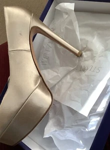 Stuart Weitzman Neu im Karton Platswoon Pump in Nude Beige 6,5 - Bild 1 von 5