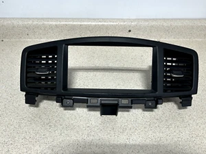 Nissan Quest 2011 a 2017 radio central embellecedor panel bisel negro OEM - Imagen 1 de 3