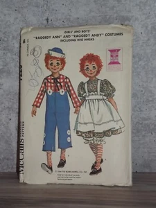 McCALL'S #7223 CHILDS RAGGEDY ANN ANDY COSTUME PATTERN Sz Sm 2-4 Cut Used B45 - Picture 1 of 1
