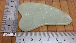 JADEITE pierre de massage - mineraux lithotherapie collection reiki soin corps - Picture 1 of 3