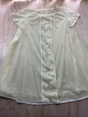 VTG Sheer 1950’s 60s Nylon Peignoir Robe Yellow Short Sleeve Lace Trim Nightgown - Image 1 of 4