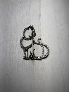 Vintage Signed JJ Cat Pin Brooch Collectible - Picture 1 of 4
