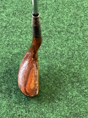 Collectors Vintage Wood PUTTER 35” Right Handed “Classic” Brass Sole. - Image 1 of 4