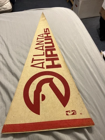 Vintage Atlanta Hawks NBA Basketball Full Size Pennant Cover