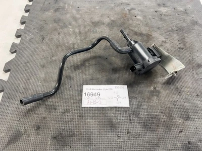 Mercedes Benz CLA 250 2013-2019 sistema de emisiones de combustible válvula de control de purga OEM Foto 1 de 4