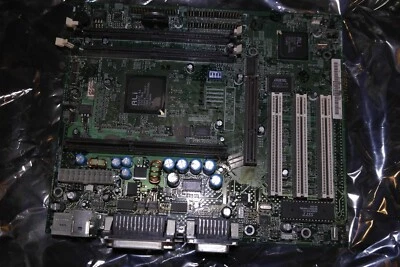 ACER V80M 98118-1M ATX Slot 1 Motherboard AGP PCI SD audio working - Image 1 of 4