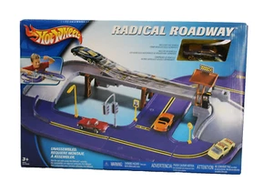 Hot Wheels Radical Roadway Track Set 2002 JaguarXJ220 Brand NEW Factory Sealed - Imagen 1 de 11