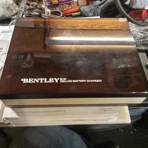 BENTLEY B15 Deluxe Battery Charger Charges Most Size Batteries FREE SHIPPING - Picture 1 of 10