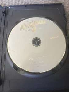 Madagascar: Escape 2 Africa (DVD disc only, 2009, Sensormatic Widescreen) - Picture 1 of 2