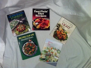 QTY 5 BUNDLE 3 HARD BACK BETTER HOME & GARDENS COOKBOOKS HEALTHY CHOICE & 1 MORE - Imagen 1 de 12
