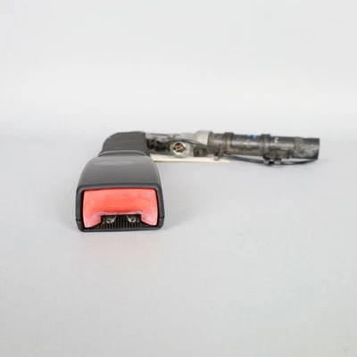 2010-2017 BMW 528i 535i 550i Right Front Seat Belt Buckle 72119115306 OEM Used Foto 1 de 4